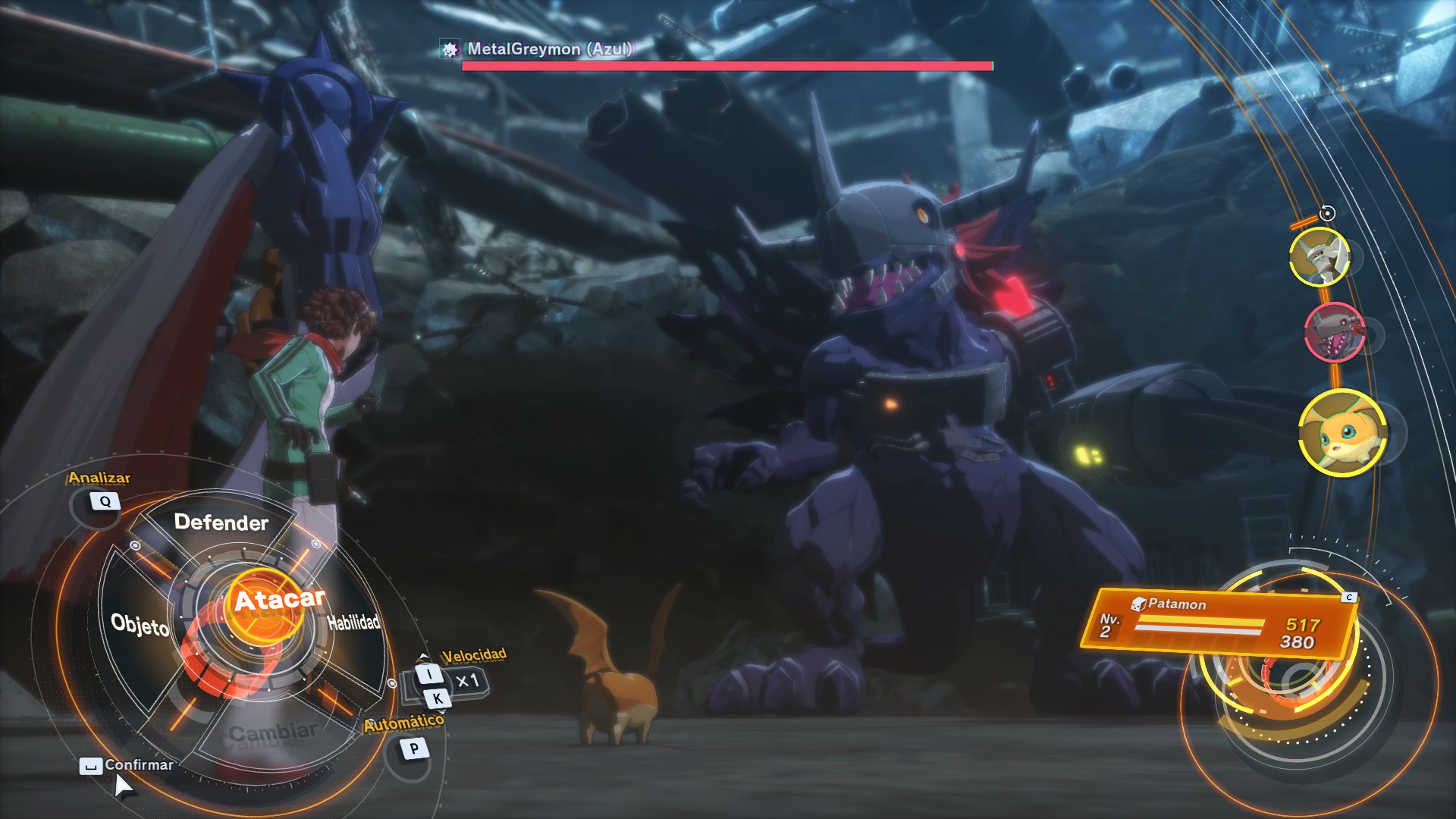 Alphamon y tu Patamon están luchando contra un MetalGreymon black, el juego tiene una interfaz super-chula muy difícil de describir pero más o menos cosos redondos a la derecha indicando los turnos y rombos a la izquierda con motivos digitales y colorinchis